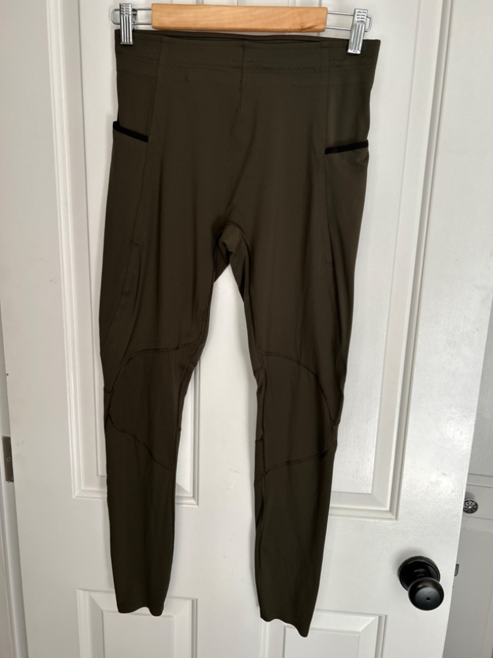 Men's Lululemon Surge Running Tights - 28 inch inseam - Medium